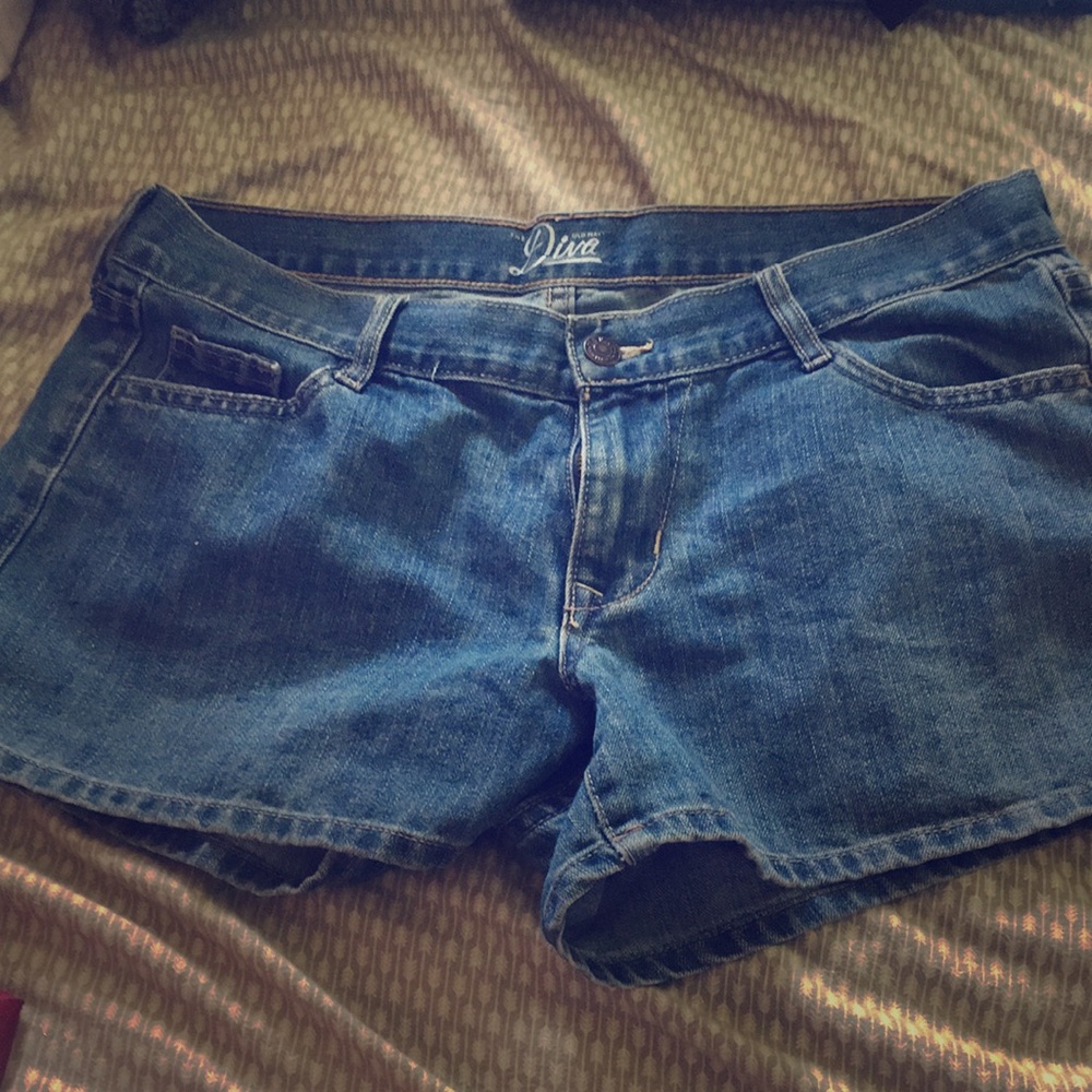 Old navy Diva jean shorts!